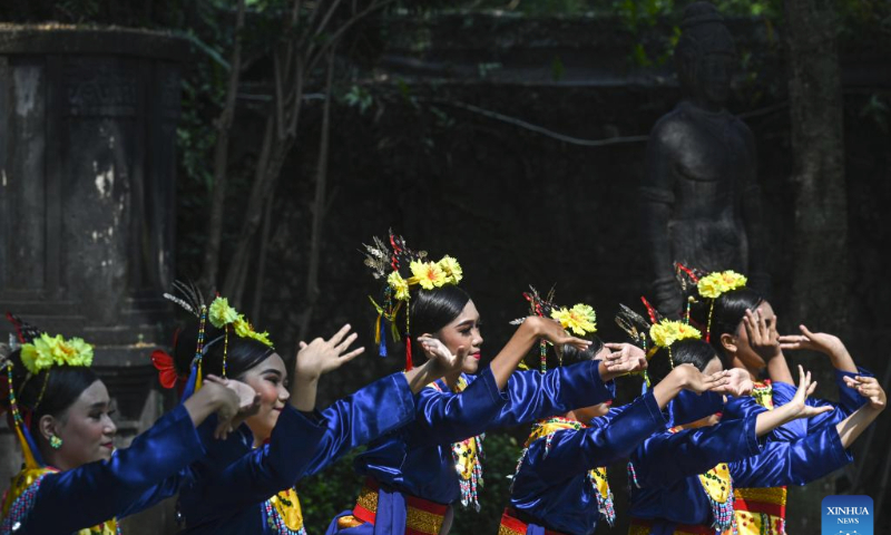 Dancers perform Indonesian traditional dance during Lomba Tari Nusantara at Rumah Budaya Nusantara Puspo Budoyo in South Tangerang, Banten Province, Indonesia, on July 29, 2023. Lomba Tari Nusantara is held to preserve the Indonesian traditional dance among teenagers. (Xinhua/Agung Kuncahya B.)