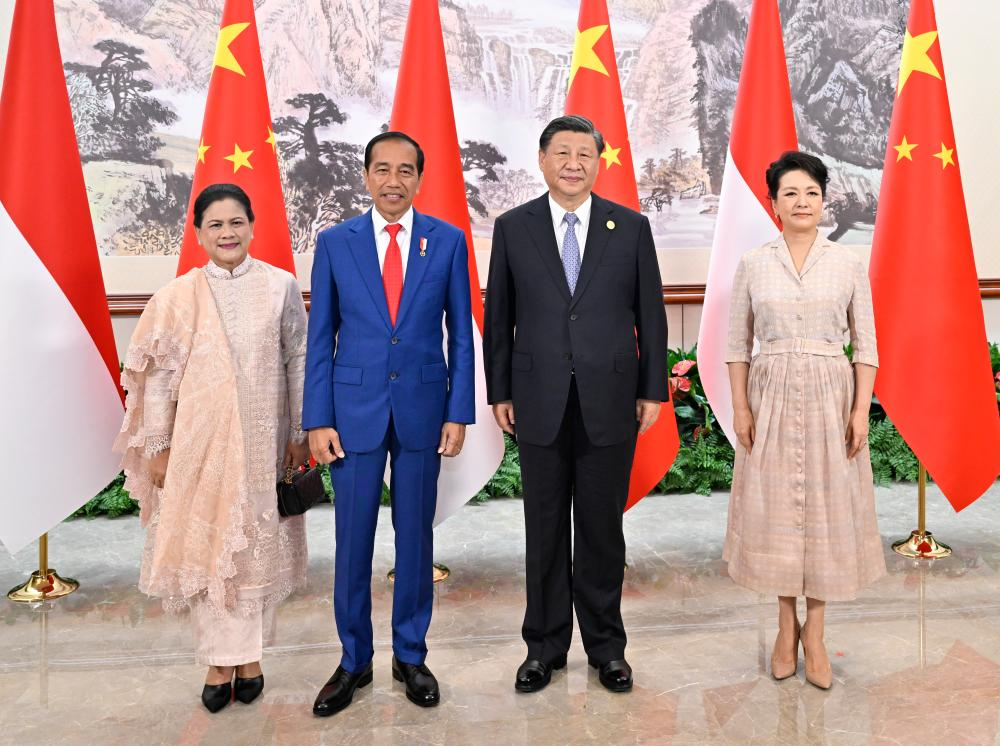 Chinese President Xi Jinping meets with Indonesian President Joko Widodo in Chengdu, capital city of southwest China's Sichuan Province, July 27, 2023. Widodo is in Chengdu to attend the opening ceremony of the 31st summer edition of the FISU World University Games and visit China. Photo: Xinhua