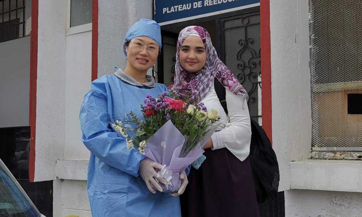 Nura Omri expresses her gratitude to Yang Yi, a member of the Chinese medical aid team in Algeria who taught Nura to sing Chinese songs, in May 2023, after learning that Nura had won second place in the Chinese Bridge Competition. Photo: Courtesy of Yang Yi