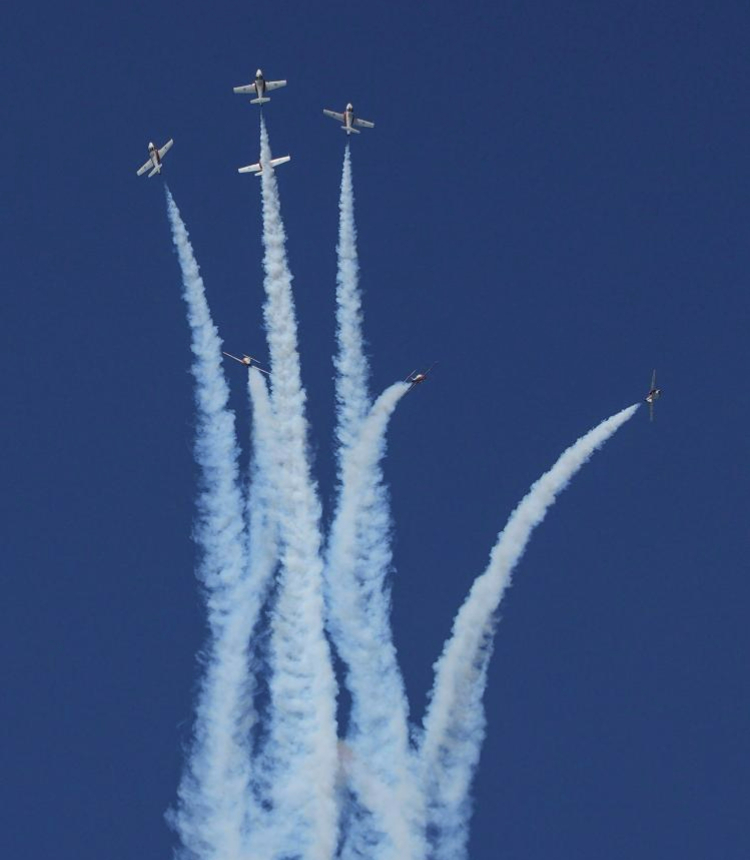 The Canadian air force Snowbirds perform in the sky during the 2023 Abbotsford International Airshow in Abbotsford, British Columbia, Canada, on Aug. 12, 2023. As one of the biggest airshows in Canada, the 2023 Abbotsford International Airshow takes place here from Aug. 11 to Aug. 13. (Photo by Liang Sen/Xinhua)