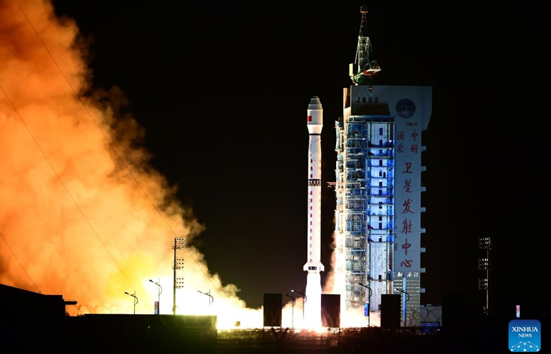 A Long March-4C carrier rocket carrying a new Earth observation satellite blasts off from the Jiuquan Satellite Launch Center in northwest China on Aug. 21, 2023. The satellite, Gaofen-12 04, was launched at 1:45 a.m. (Beijing Time) and has entered the planned orbit successfully. Photo: Xinhua