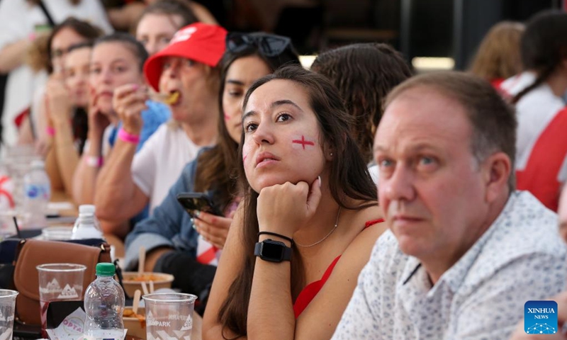 Fans watch the live broadcast of the 2023 FIFA Women's World Cup final match between Spain and England in London, Britain, Aug. 20, 2023. Photo: Xinhua