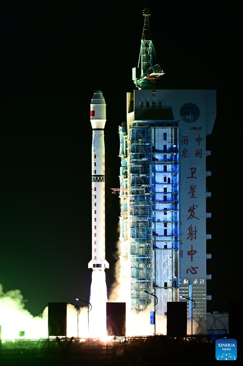 A Long March-4C carrier rocket carrying a new Earth observation satellite blasts off from the Jiuquan Satellite Launch Center in northwest China on Aug. 21, 2023. The satellite, Gaofen-12 04, was launched at 1:45 a.m. (Beijing Time) and has entered the planned orbit successfully. Photo: Xinhua