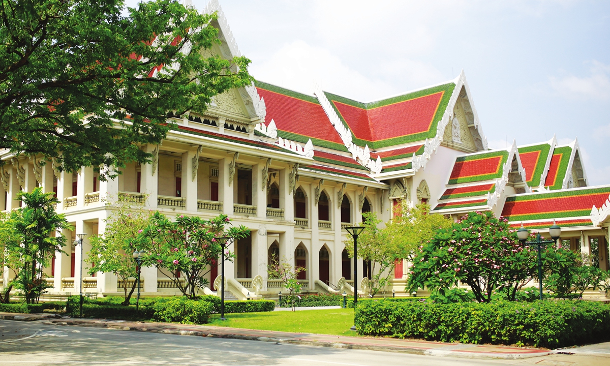 chulalongkorn university building