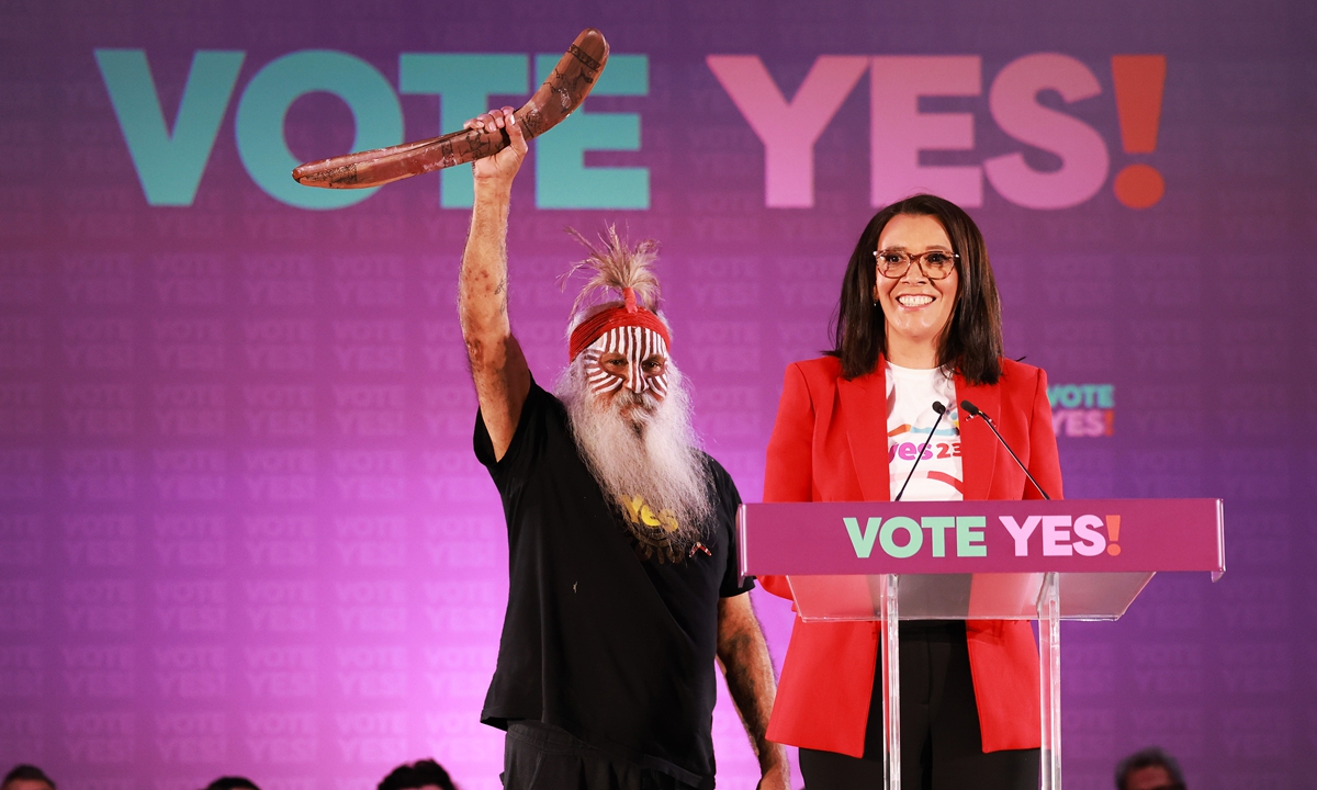 Major Sumner (left), a Ngarrindjeri man, and MC Shelley Ware welcome guests at the Yes campaign launch on August 30, 2023 in Adelaide, Australia. On October 14, 2023, Australians will vote in a referendum to amend the Constitution to recognize First Peoples of Australia and establish an Aboriginal and Torres Strait Islander Voice to Parliament. To pass, the referendum requires a double majority of yes votes, and a majority of states voting yes. Photo: VCG