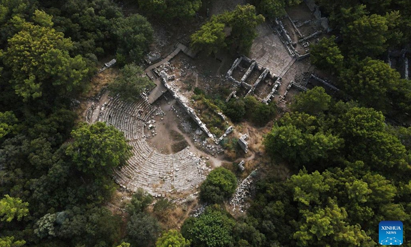 This aerial photo taken on Sept. 10, 2023 shows the ruins of the ancient city Phaselis in Antalya, Türkiye.(Photo: Xinhua)