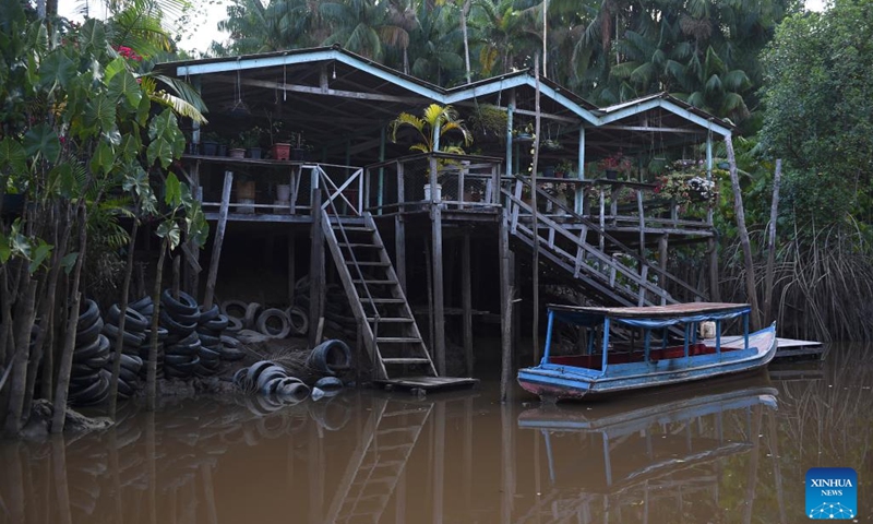 This photo taken on Sept. 10, 2023 shows a house at the Guama River in Belem, state of Para, Brazil.(Photo: Xinhua)