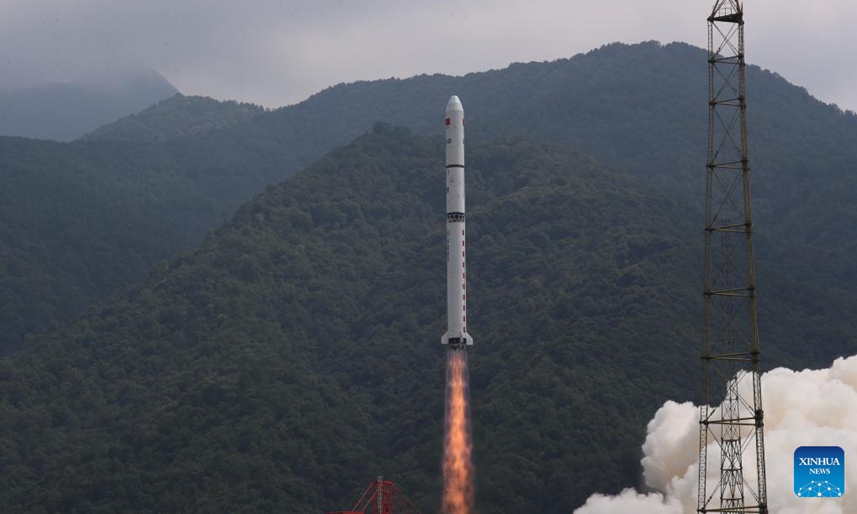 A Long March-2D carrier rocket carrying a remote sensing satellite blasts off from the Xichang Satellite Launch Center in southwest China's Sichuan Province, Sept. 17, 2023. The Yaogan-39 satellite has successfully entered the planned orbit. (Photo by Zhang Yingjian/Xinhua)