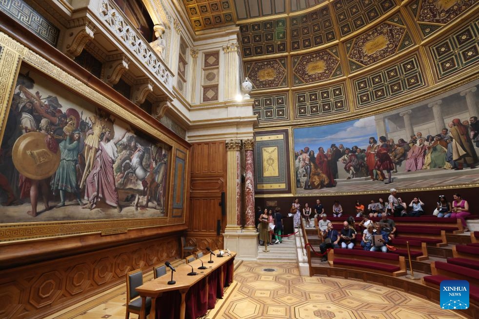 People visit the National School of Fine Arts in Paris, France, Sept. 17, 2023. The annual European Heritage Days took place on Sept. 16 and 17 this year, during which nearly 20,000 historical sites were opened to the public for free in France(Photo: Xinhua)