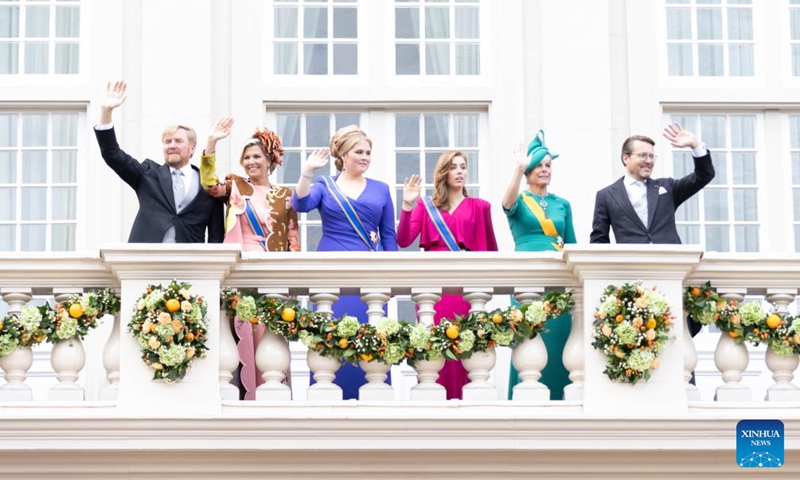 Dutch King Willem-Alexander, Queen Maxima, Princess Amalia, Princess Alexia, Princess Laurentien and Prince Constantijn (from L to R) wave to people on the balcony of Noodeinde Palace in The Hague, the Netherlands, on Sept. 19, 2023. The third Tuesday in September is Prince's Day in the Netherlands. It marks the opening of the Dutch parliamentary season, and on this day the reigning monarch outlines the government's plans for the year ahead.(Photo: Xinhua)