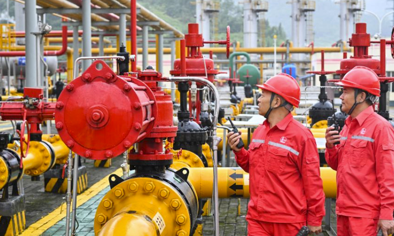 Technicians check equipment at a gas gathering and transmission station of the Fuling shale gas field in Fuling, southwest China's Chongqing, Sept. 21, 2023.

The Fuling shale gas field in Chongqing has produced over 60 billion cubic meters of natural gas, according to Sinopec, its developer and China's largest oil refiner. The gas field, which began commercial development in 2014, brings green and clean energy to more than 70 cities along the Yangtze River Economic Belt. (Xinhua/Wang Quanchao)