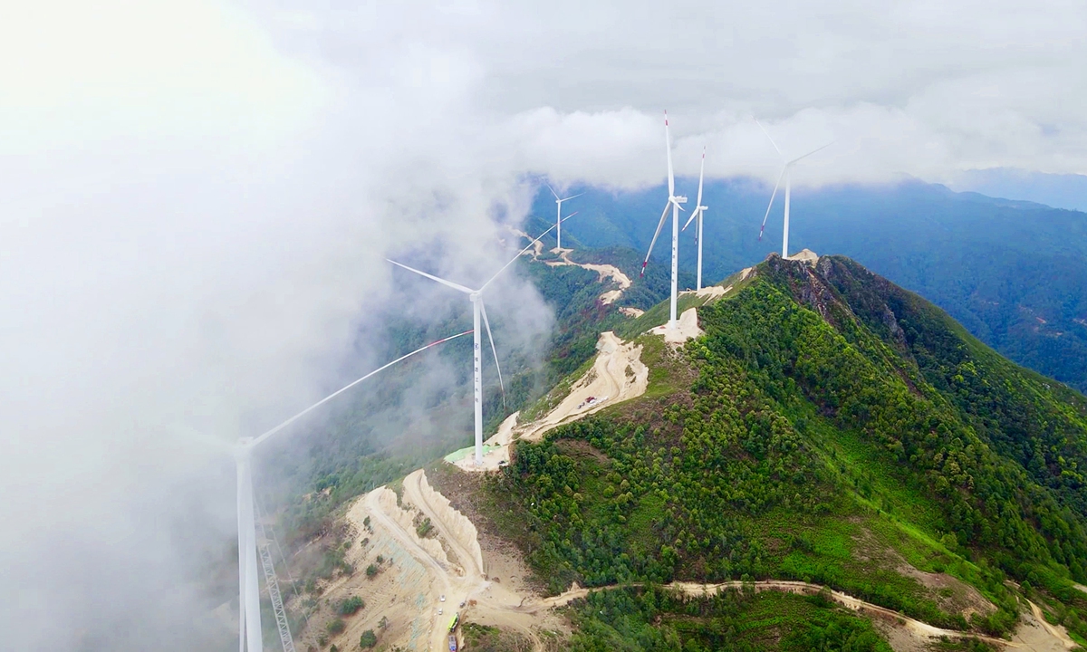 The Laba Mountain Wind Power Project in Dechang County, Liangshan Yi Autonomous Prefecture, Sichuan Province Photo: Courtesy of Chengdu Engineering Corporation Limited under state-downed company Power China