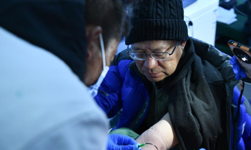 Zhu Tong, an academician with the Chinese Academy of Sciences, gets his blood collected for research at the Mount Cho Oyu base camp on Oct. 1, 2023.

In the 4,950-meter-high base camp at the foot of Mount Cho Oyu, the sixth-highest mountain in the world with an altitude of 8,201 meters, Chinese research team has recently conducted an experiment on the group who rushed into the plateau region to reveal more about the interaction between a high-altitude environment and people new to it.

The team collected blood, urine, saliva, feces and other samples, measured blood pressure, and monitored the pulse wave velocity of the volunteers to provide samples for follow-up research efforts.

The 2023 Mount Cho Oyu expedition is part of the second comprehensive scientific expedition to the Qinghai-Tibet Plateau initiated in 2017. (Xinhua/Jigme Dorje)