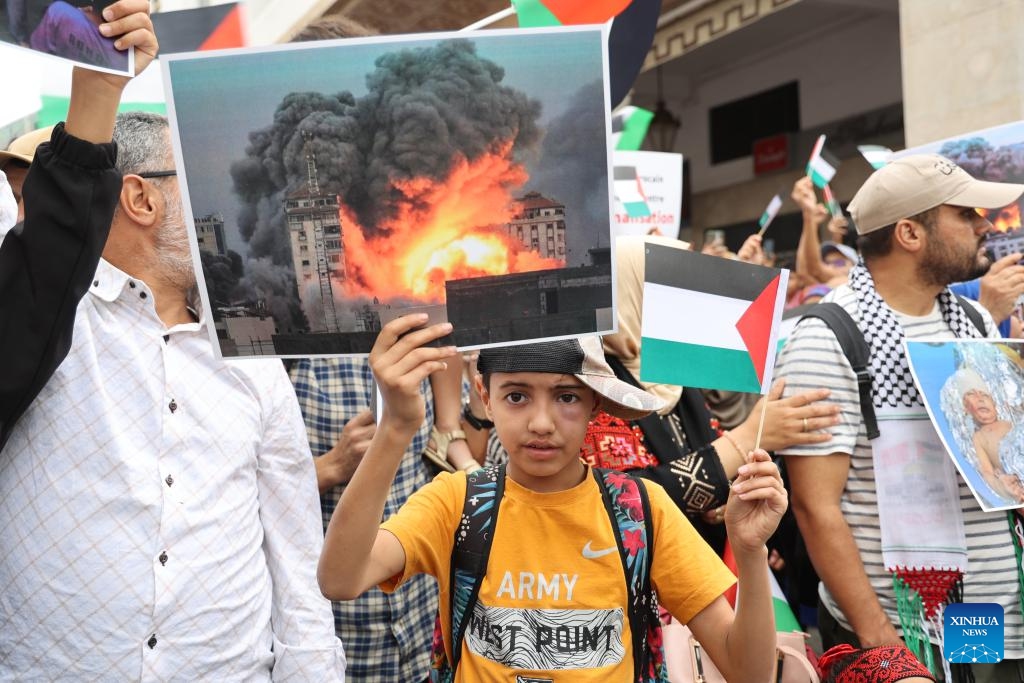 People gather in a rally to support Palestinians in downtown Rabat, Morocco, on Oct. 15, 2023.(Photo: Xinhua)