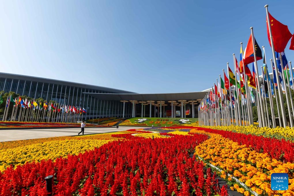 This photo taken on Oct. 31, 2023 shows the south square of the National Exhibition and Convention Center (Shanghai), the main venue for the 6th China International Import Expo (CIIE), in east China's Shanghai. The 6th CIIE is scheduled to take place in Shanghai from Nov. 5 to 10.(Photo: Xinhua)