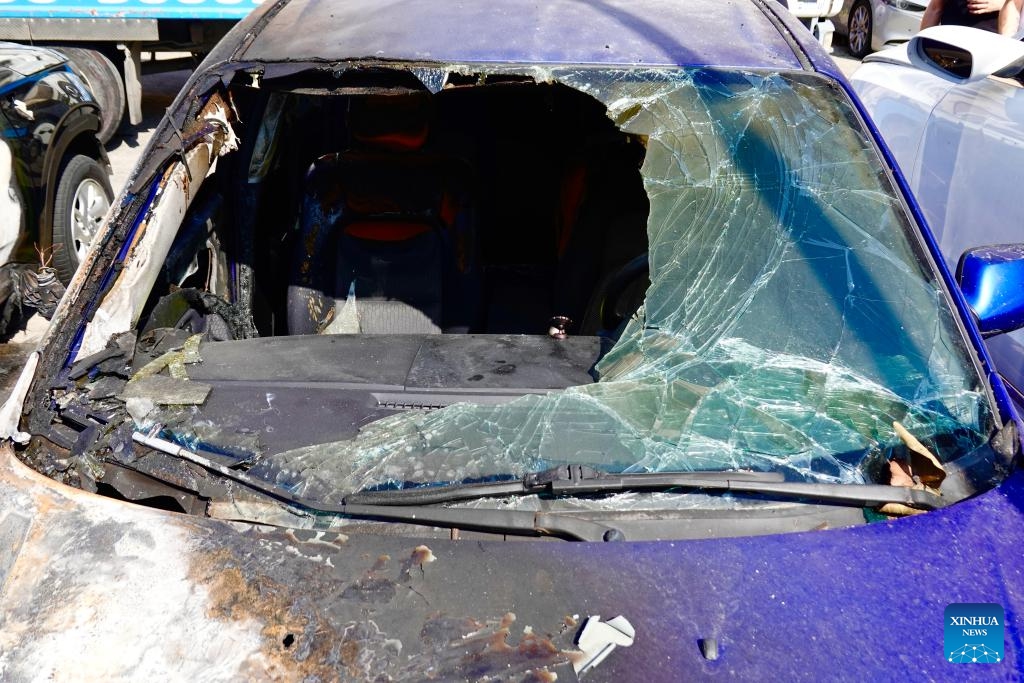 A vehicle is seen damaged in a rocket attack from Gaza on Oct. 31, in Ashdod, Israel, on Nov. 1, 2023. At least 8,525 Palestinians have been killed by Israeli strikes in Gaza since the beginning of the latest Israel-Hamas conflict starting from Oct. 7, according to the Gaza-based Health Ministry. Meanwhile, the Israeli military said the latest conflict has killed at least 1,400 people in Israel.(Photo: Xinhua)