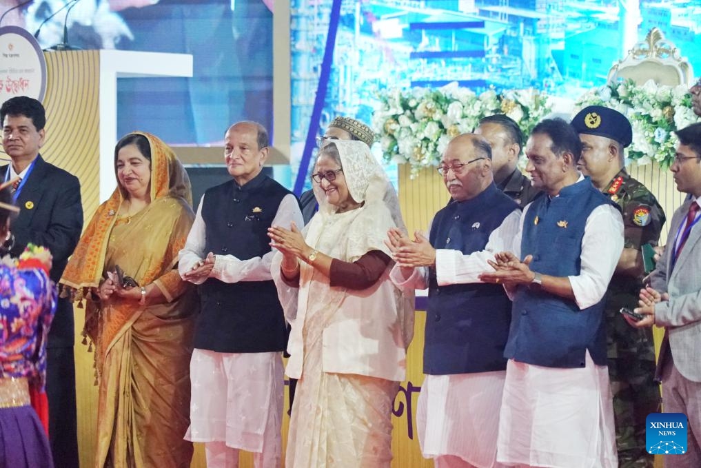 Bangladeshi Prime Minister Sheikh Hasina (C) attends the launching ceremony of the Ghorashal-Polash Urea Fertilizer Project in Narsingdi, Bangladesh, Nov. 12, 2023. Bangladeshi Prime Minister Sheikh Hasina has inaugurated the South Asian country's largest and first-ever green fertilizer factory as construction work of the Ghorashal-Polash Urea Fertilizer Project is completed.(Photo: Xinhua)