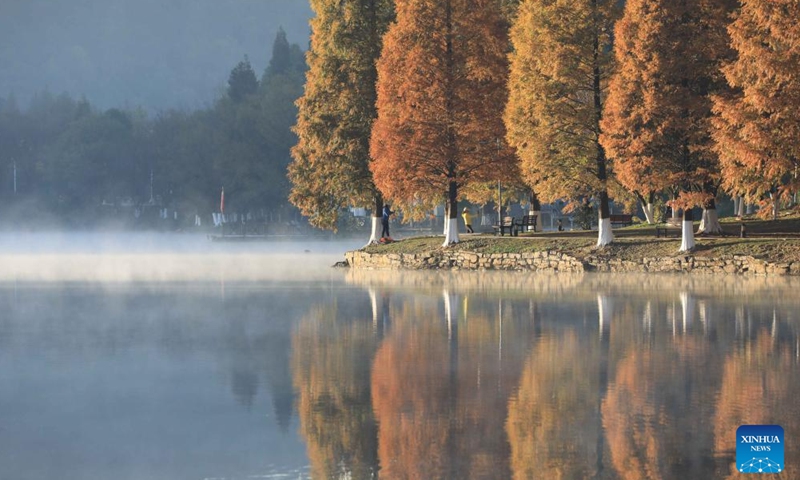 This aerial photo taken on Nov. 17, 2023 shows the early winter scenery in the Guanshan Lake Park in Guiyang City, southwest China's Guizhou Province. (Photo: Xinhua)