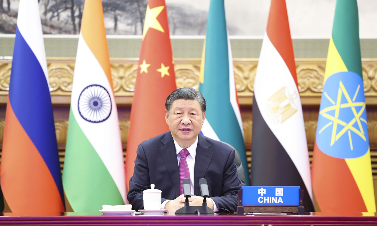 Chinese President Xi Jinping addresses the BRICS extraordinary virtual summit on the Palestinian-Israeli issue on November 21, 2023. Photo: Xinhua