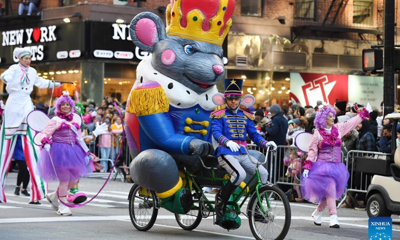 Mouse King Balloonicle is seen during the 2023 Macy's Thanksgiving Day Parade in New York, the United States, on Nov. 23, 2023. (Photo: Xinhua)