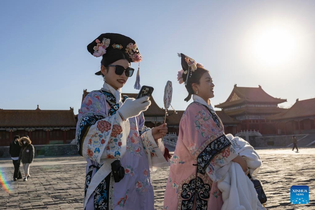 Tourists visit the Palace Museum, also known as the Forbidden City, in Beijing, capital of China, Nov. 29, 2023.(Photo: Xinhua)