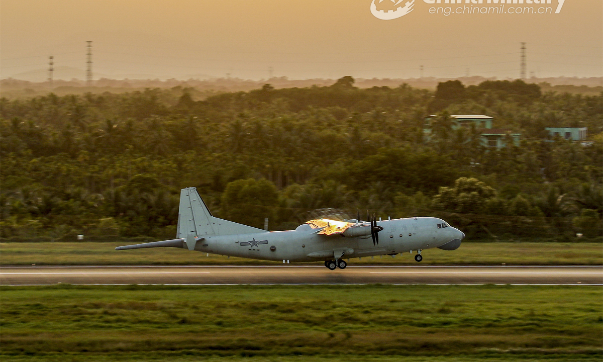 An anti-submarine patrol aircraft attached to a naval aviation unit under the PLA Southern Theater Command speeds up to take off during the combat training on November 27, 2023. Photo:China Military