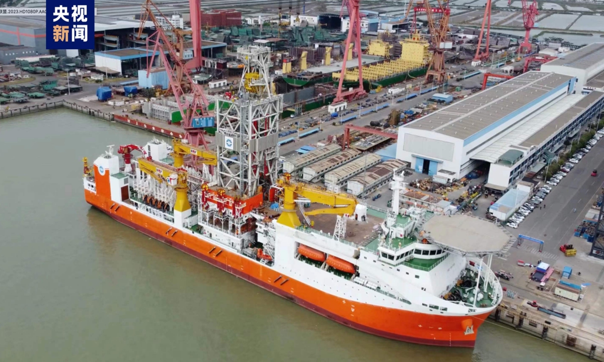 The world's most advanced and China's first domestically developed ocean drilling vessel 