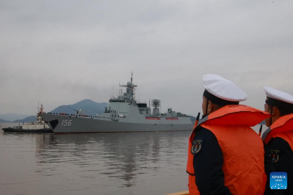 The guided-missile destroyer Zibo arrives at a port in Zhoushan, east China's Zhejiang Province, Dec. 18, 2023. A Chinese navy fleet returned to the port city of Zhoushan in Zhejiang Province, east China, on Monday after completing escort missions.(Photo: Xinhua)