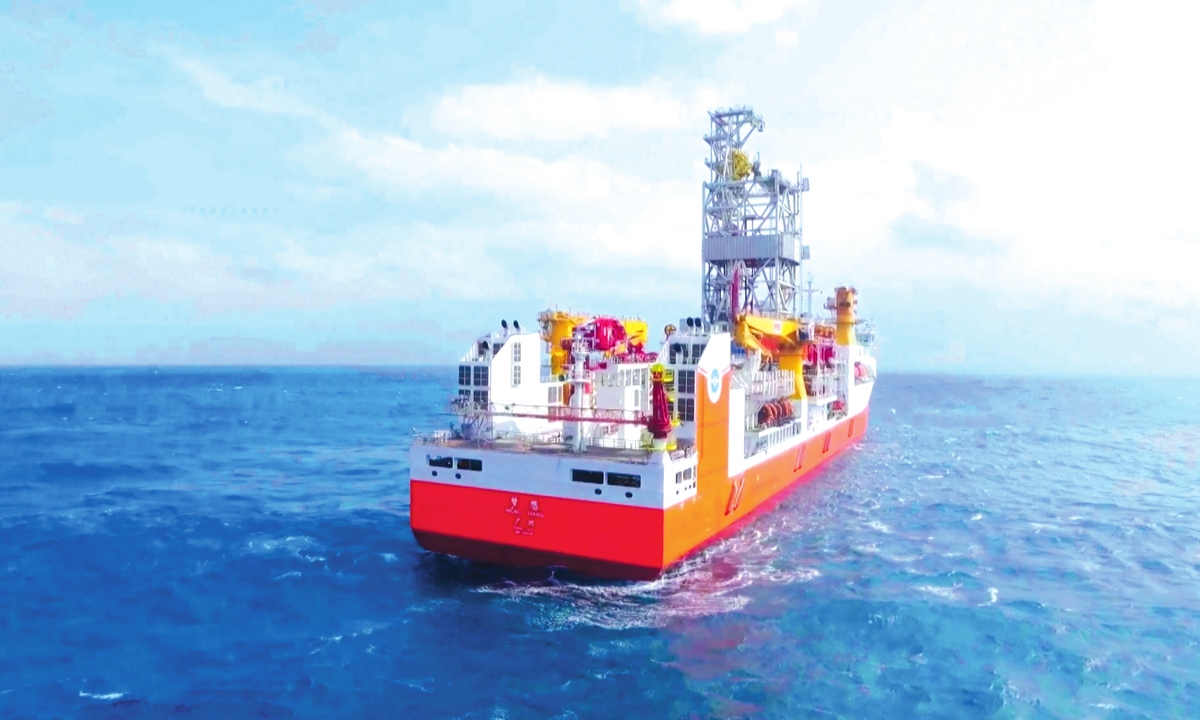 China's first domestically developed ocean drilling vessel Mengxiang (Dream), the most advanced of its kind in the world, navigates the ocean off Guangzhou, Guangdong Province, on December 27, 2023. The ship met the design requirements in all indicators during its maiden voyage, meaning its trial journey was a complete success, the China Geological Survey under the Ministry of Natural Resources announced Wednesday. Photo: VCG