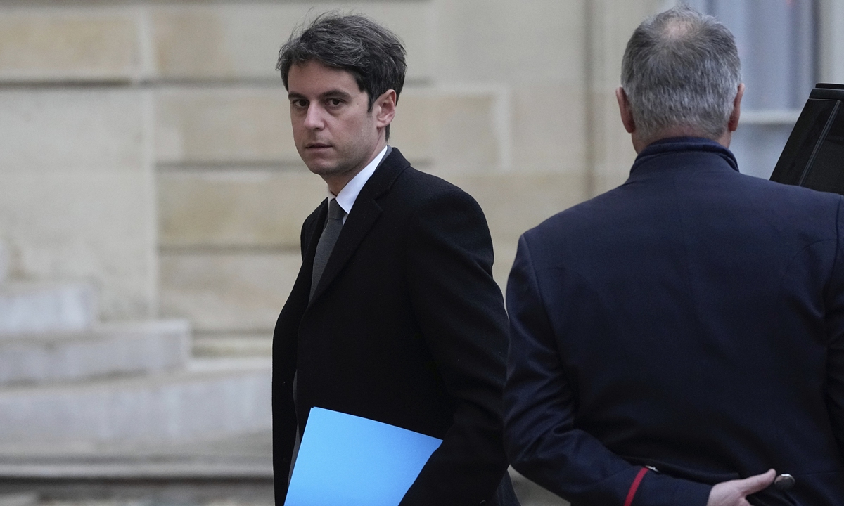 New French Prime Minister Gabriel Attal arrives to attend the weekly cabinet meeting after a cabinet reshuffle at the Elysee Palace in Paris on January 12, 2024. French President Emmanuel Macron on January 9 appointed the 34-year-old Attal as prime minister following the resignation of former head of government Elisabeth Borne. Photo: VCG