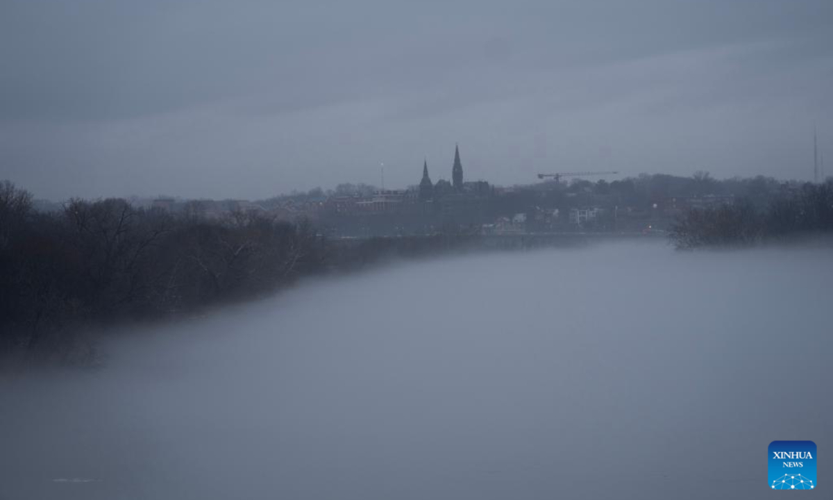 This photo taken on Jan 25, 2024 shows buildings shrouded in fog in Washington, DC, the United States. Photo:Xinhua