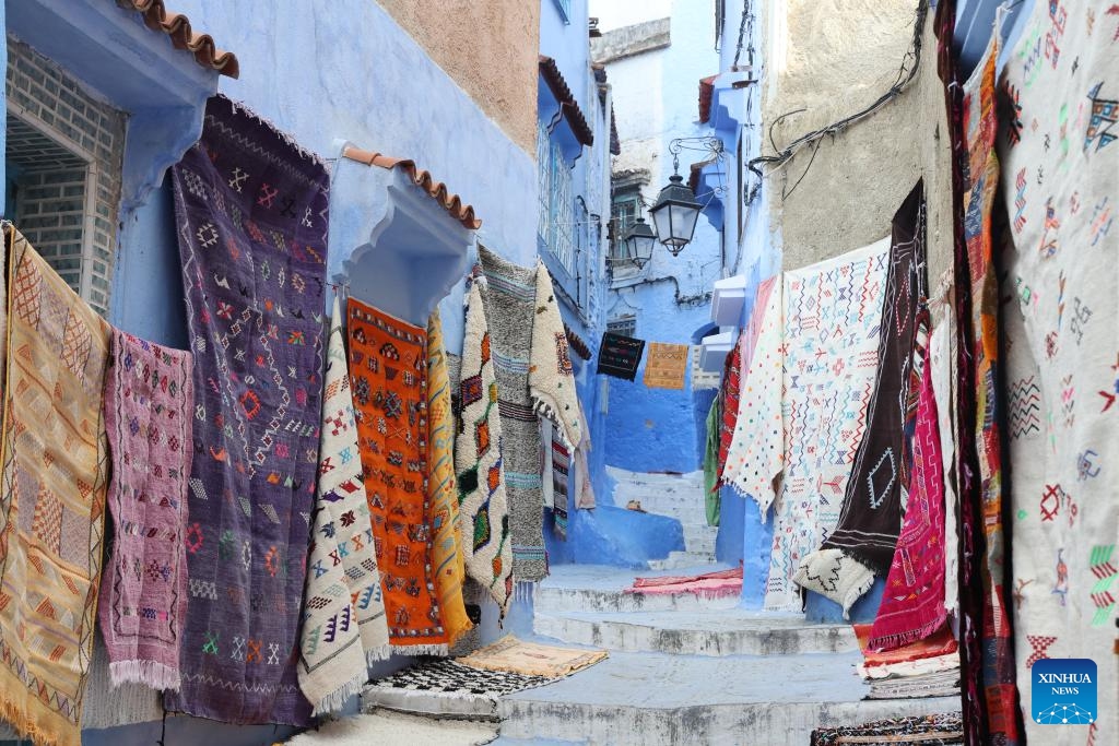 This photo taken on Jan. 29, 2024 shows a view of an alley in Chefchaouen, Morocco. Chefchaouen, known as the blue city for its colored walls and alleys, is a tourist destination in northern Morocco.(Photo: Xinhua)