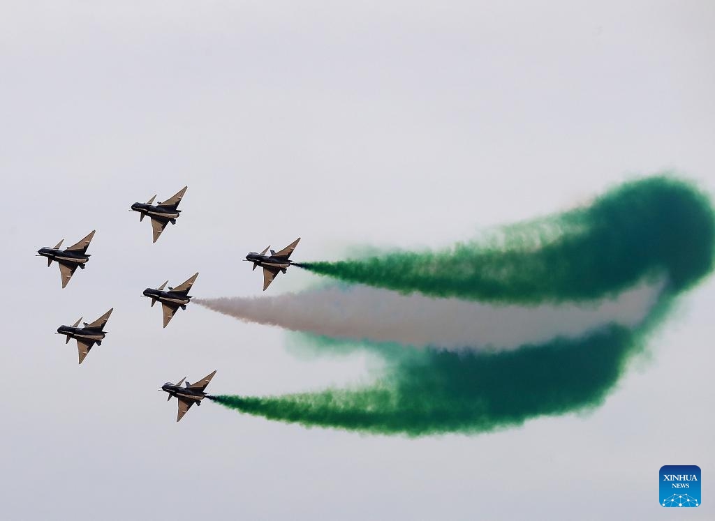 Aircraft of the Bayi Aerobatic Team of the Chinese People's Liberation Army (PLA) Air Force present an air show during the second edition of the World Defense Show in Riyadh, Saudi Arabia, on Feb. 5, 2024. Saudi Arabia kicked off Sunday the second edition of the World Defense Show in the capital Riyadh, with Chinese defense delegation and Chinese air force attending.(Photo: Xinhua)