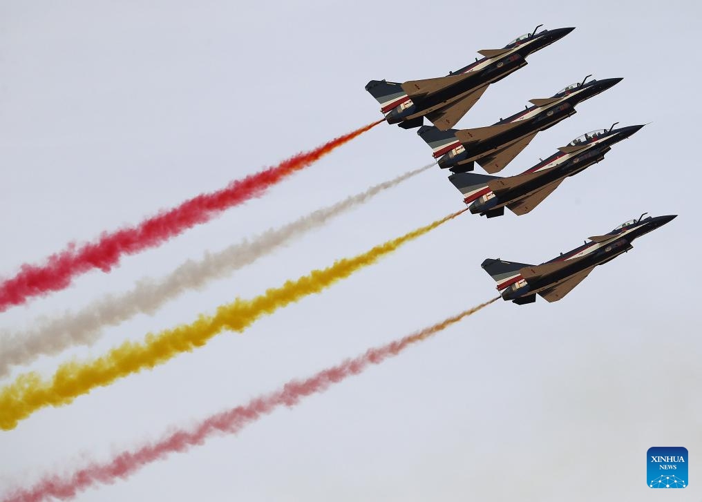 Aircraft of the Bayi Aerobatic Team of the Chinese People's Liberation Army (PLA) Air Force present an air show during the second edition of the World Defense Show in Riyadh, Saudi Arabia, on Feb. 5, 2024. Saudi Arabia kicked off Sunday the second edition of the World Defense Show in the capital Riyadh, with Chinese defense delegation and Chinese air force attending.(Photo: Xinhua)