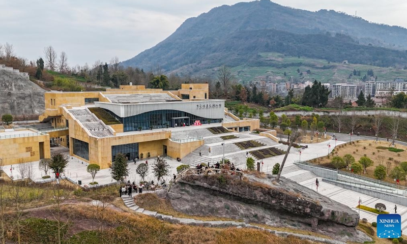 A drone photo taken on Feb. 14, 2024 shows people visiting the Luojiaba Site Museum in Xuanhan County, southwest China's Sichuan Province. Many people choose to spend their Spring Festival holiday by viewing exhibitions in museums. (Photo: Xinhua)