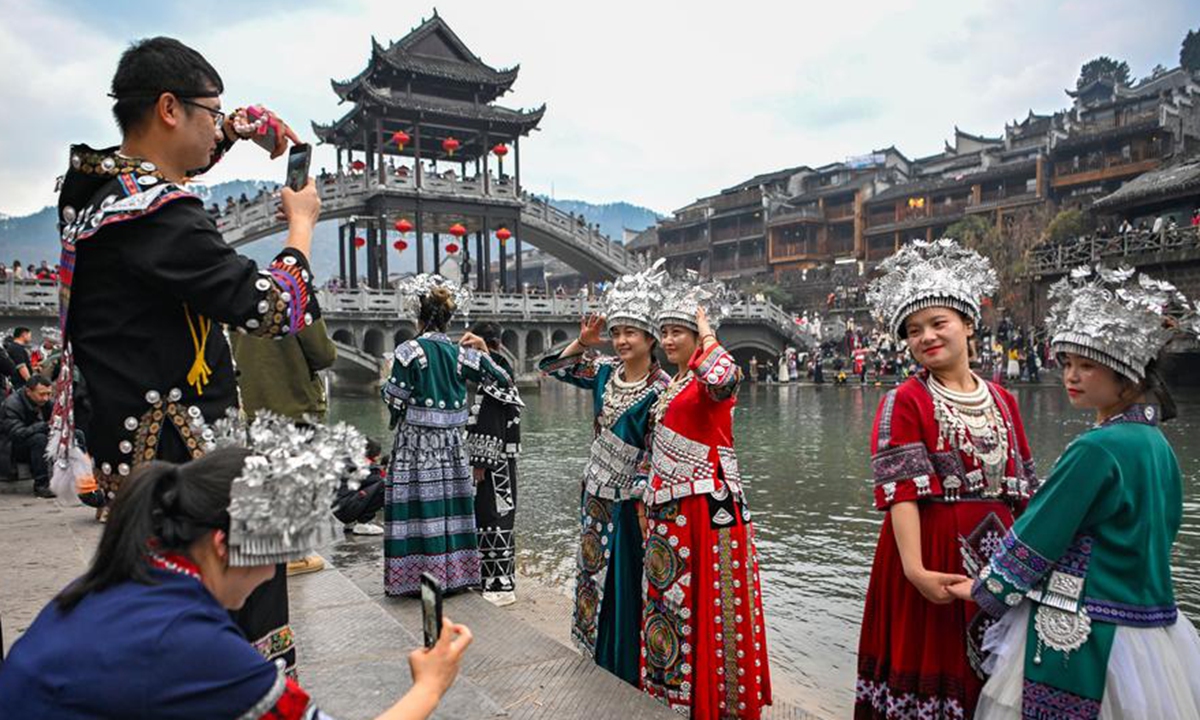 Spring Festival holiday fuels tourism boom in China Global Times