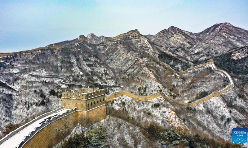 A drone photo taken on Feb. 21, 2024 shows the snow covered Badaling Great Wall in Beijing, capital of China.(Photo: Xinhua)