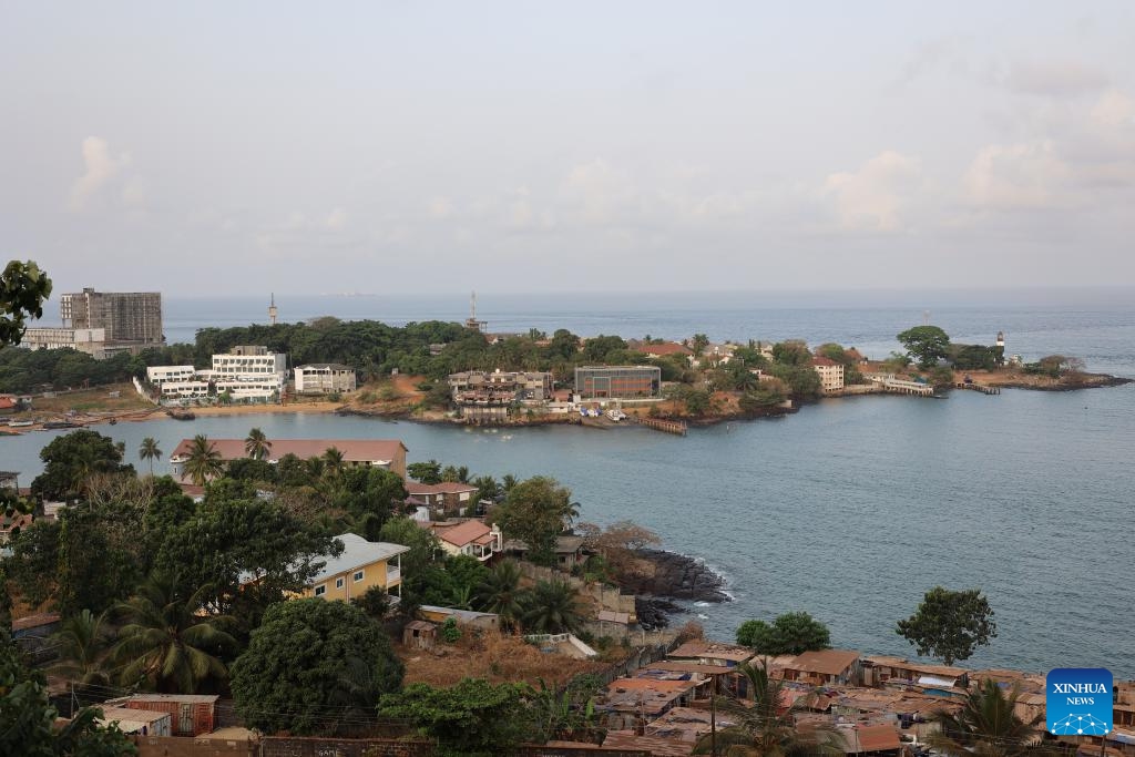 This photo taken on Feb. 20, 2024 shows a coastal view of Freetown, Sierra Leone.(Photo: Xinhua)