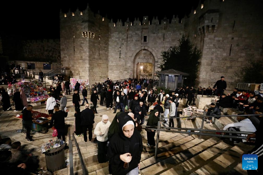 People are seen during Ramadan in Jerusalem's Old City, on March 12, 2024(Photo: Xinhua)