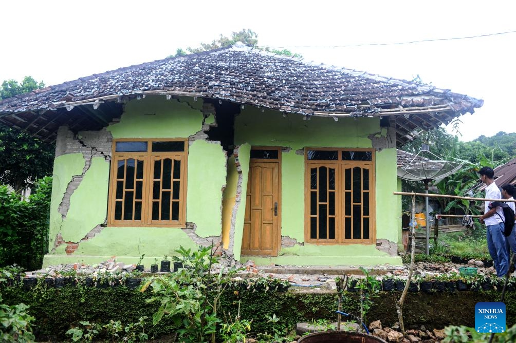 A damaged house is pictured after an earthquake in Bawean Island, East Java, Indonesia, March 25, 2024. Multiple earthquakes struck off Indonesia's province of East Java last Friday without triggering a tsunami. Indonesia, an archipelagic nation, is prone to earthquakes as it sits in a vulnerable quake-hit zone, called the Pacific Ring of Fire.(Photo: Xinhua)