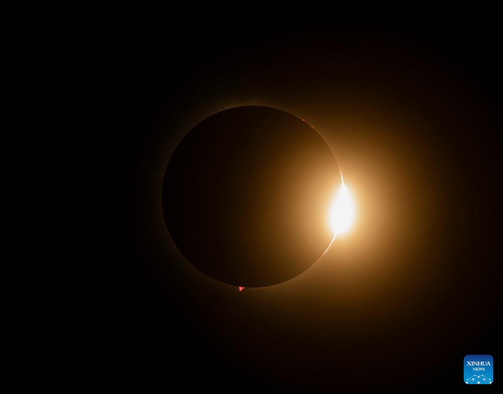 A total solar eclipse is seen in Port Stanley, Ontario, Canada on April 8, 2024.(Photo: Xinhua)