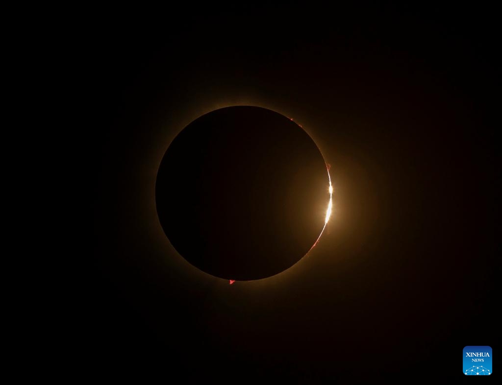 A total solar eclipse is seen in Port Stanley, Ontario, Canada on April 8, 2024.(Photo: Xinhua)