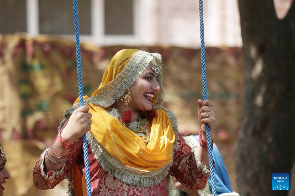 Baisakhi festival celebrated to mark harvest in India's Punjab - Global ...