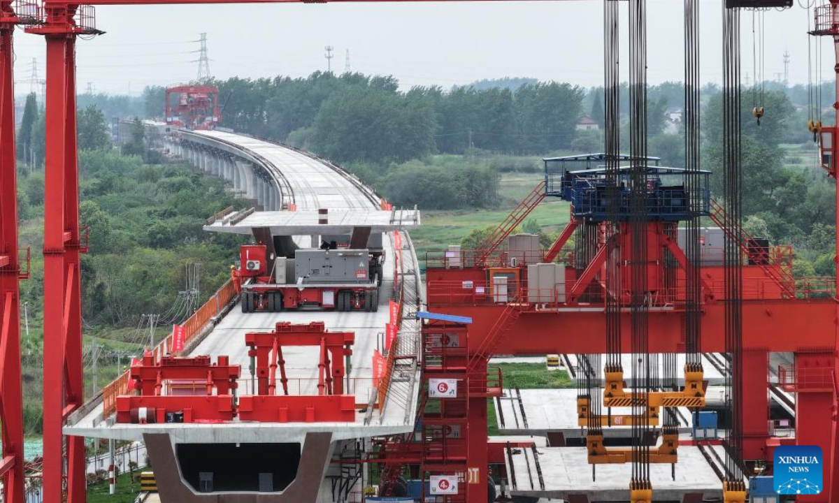 An aerial drone photo taken on April 25, 2024 shows a construction site on the high-speed railway linking east China's Shanghai, southwest China's Chongqing and Chengdu of southwest China's Sichuan Province. (Photo: Xinhua)