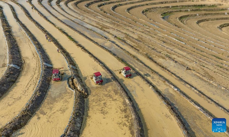 Farmers Busy With Field Works With Approaching Of "Lixia" Across China ...