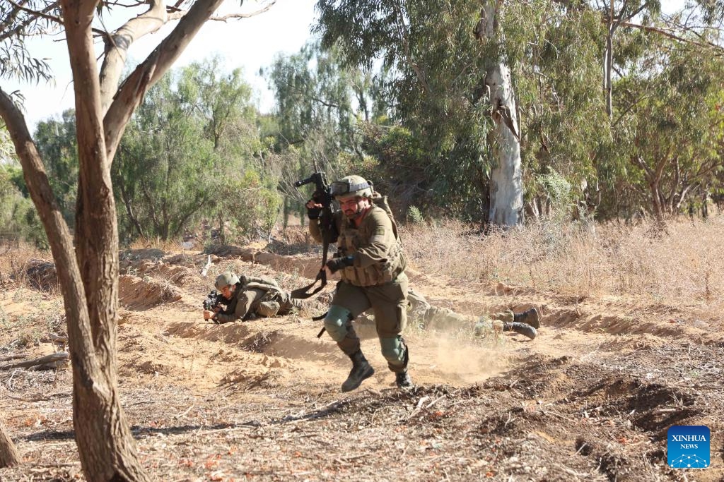 Israeli soldiers take part in a drill before entering Gazan city of Rafah near the Kerem Shalom crossing in Israel, on May 7, 2024.(Photo: Xinhua)