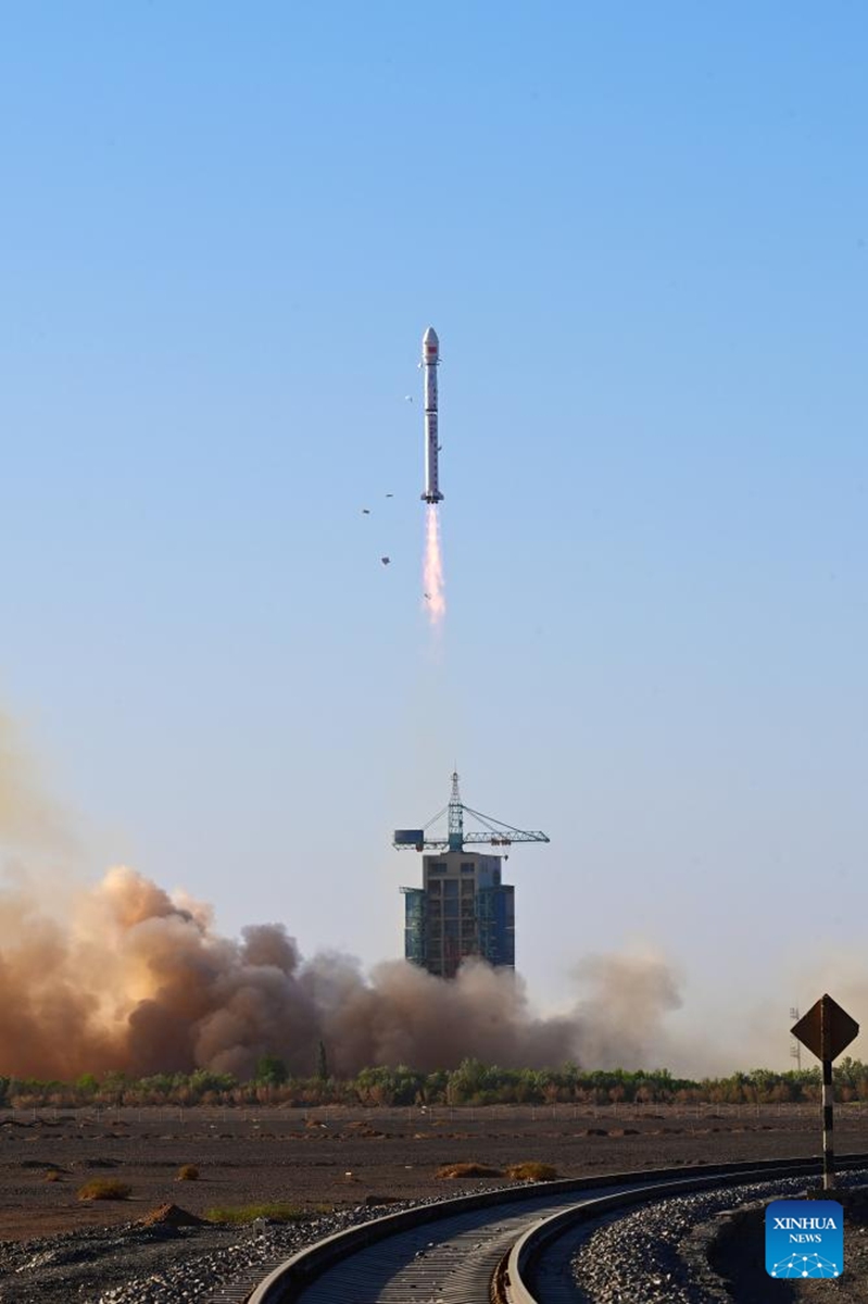 A Long March-4C rocket carrying the satellite Shiyan-23 blasts off from the Jiuquan Satellite Launch Center in northwest China, May 12, 2024. Photo: Xinhua