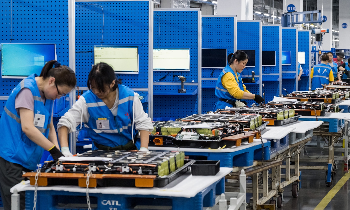 The production line workers in SinoEV (Hefei) Powertrain Technologies Co in Hefei, East China's Anhui Province on April 15, 2024 Photo: Chen Tao/GT