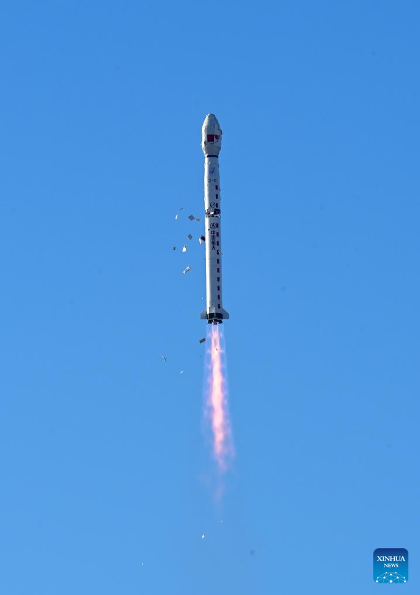 A Long March-4C rocket carrying the satellite Shiyan-23 blasts off from the Jiuquan Satellite Launch Center in northwest China, May 12, 2024. Photo: Xinhua