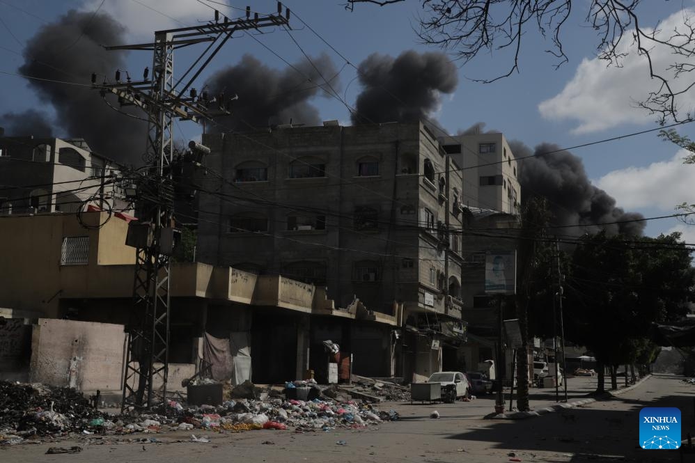 Smoke rises following Israeli strikes in Jabaliya refugee camp, northern Gaza Strip, on May 13, 2024.(Photo: Xinhua)